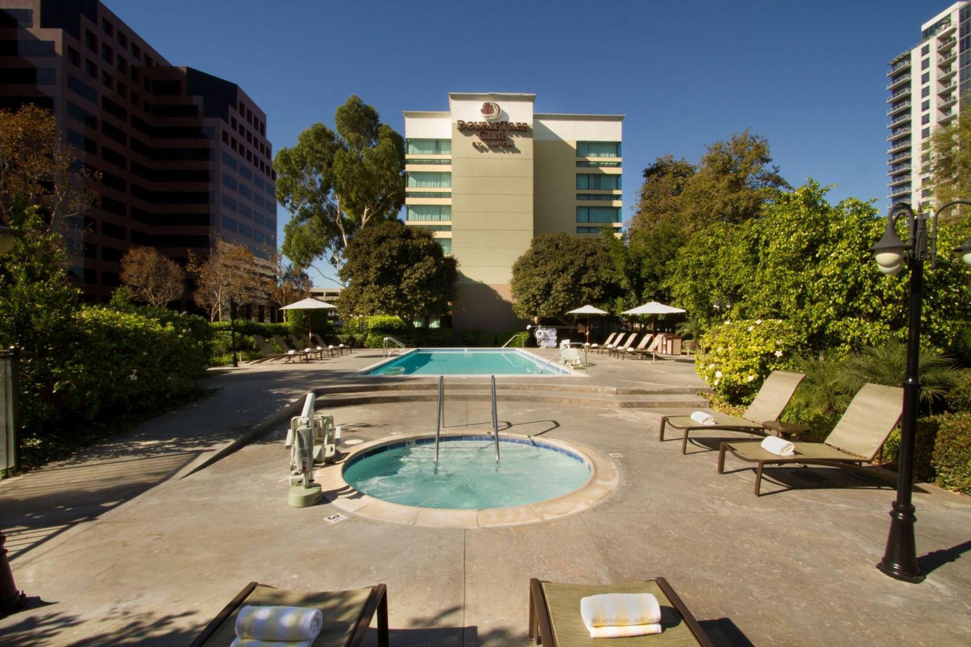 Doubletree By Hilton Orange County Airport Otel Santa Ana Dış mekan fotoğraf